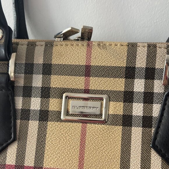 Burberry Checkered Shoulder Bag - Picture 5 of 10